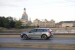 Volvo V60 T5 Cross Country 2015 года